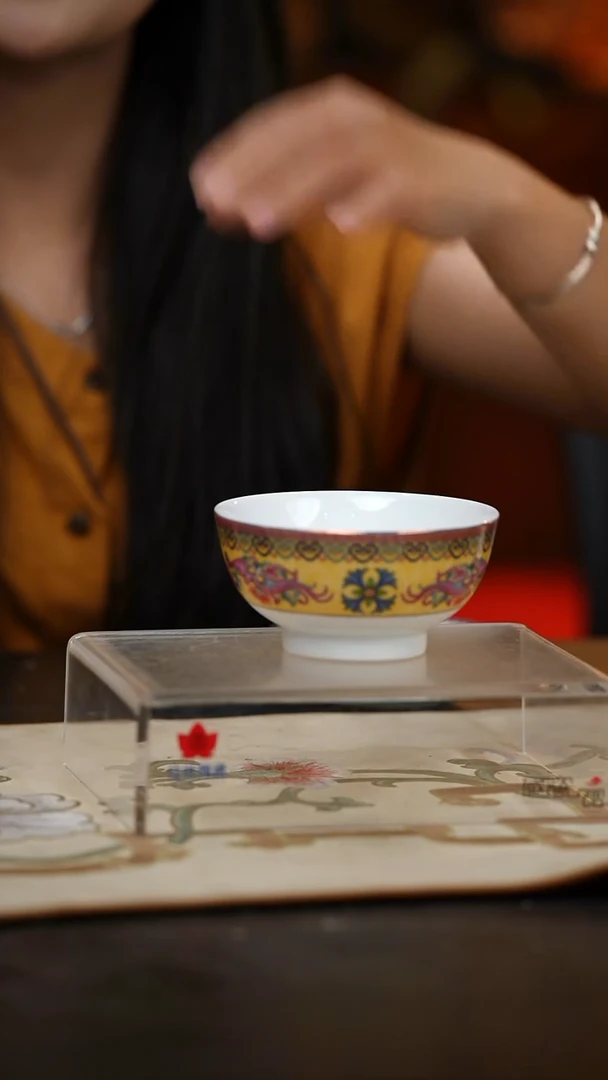 1个正价丹凤朝阳5寸碗