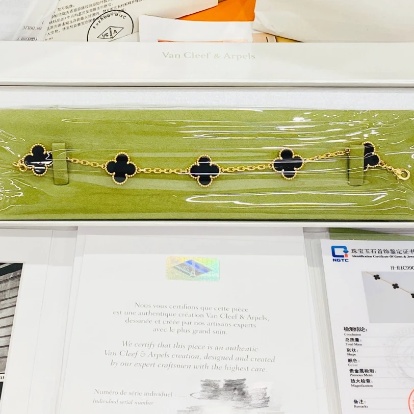 99新 梵克雅宝 四叶草黑玛瑙五花手链/25003867