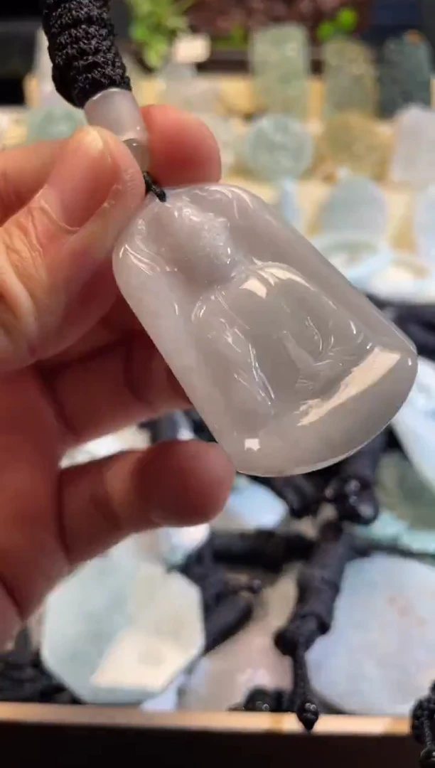 颈饰未镶嵌翡翠12/19/011