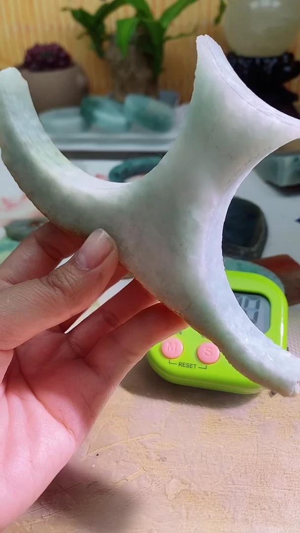 翡翠未镶嵌颈饰翡翠267