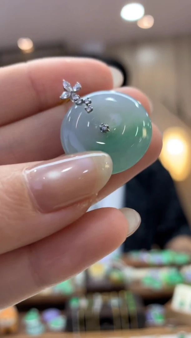 翡翠18K金镶嵌吊坠(不含链)平安扣