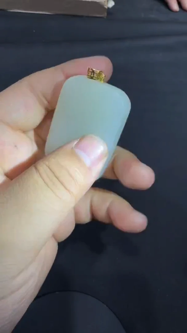 颈饰未镶嵌和田玉肉*龙9