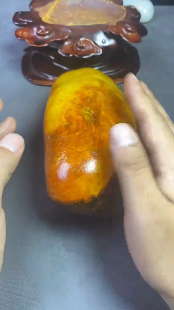 未镶嵌和田玉摆件今****.和田玉