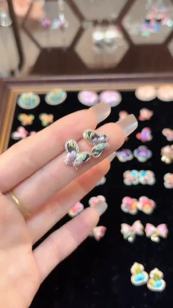 织绣云织谣民族风精美饰品   248