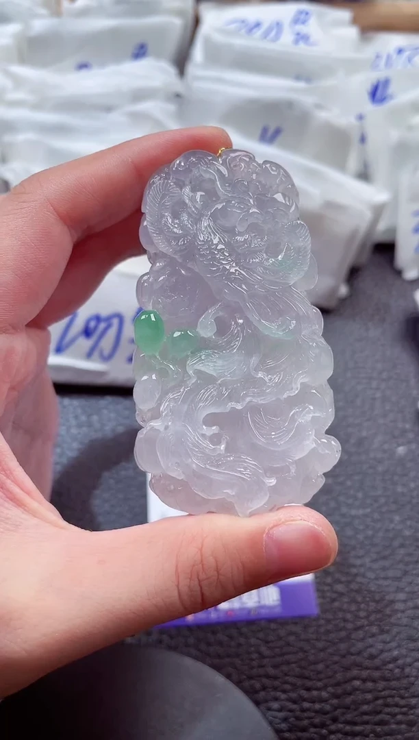 颈饰未镶嵌翡翠00007695
