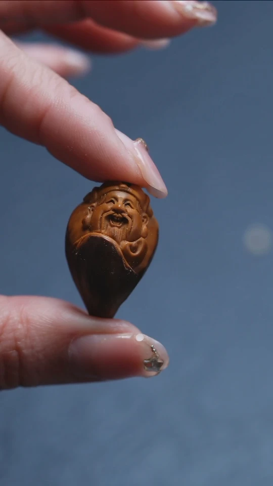 【闪购商品】橄榄核吊坠苏工橄榄核