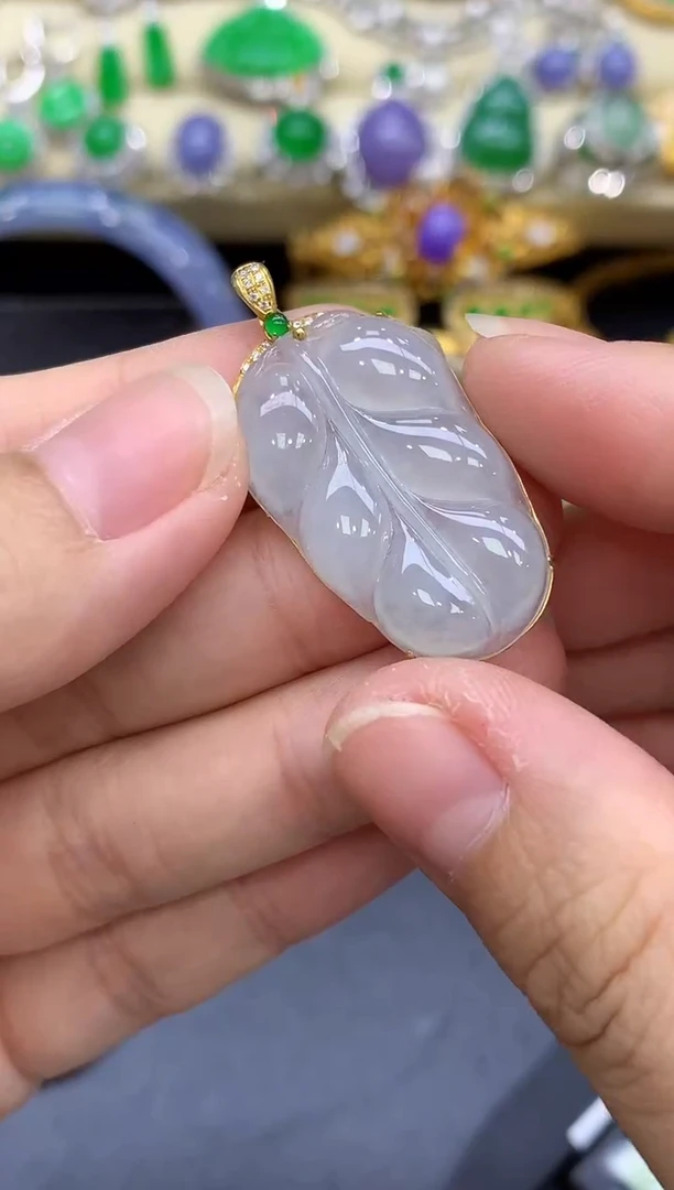 颈饰18K金镶嵌翡翠218-中国好珍宝