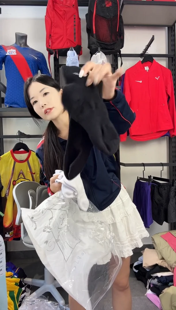 432编码 瑕疵款直播间过款为准 尺码·