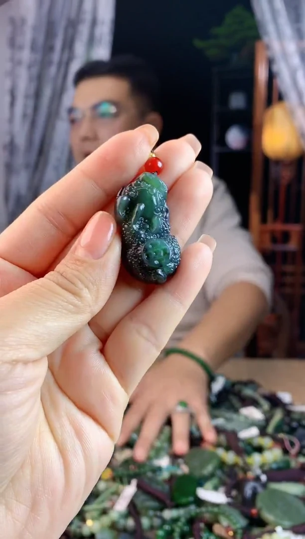 【闪购商品】和田玉挂件未镶嵌多样性发货拍一发一