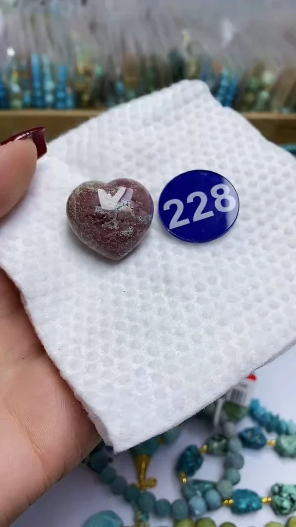 【闪购商品】绿松石雕刻件未镶嵌228