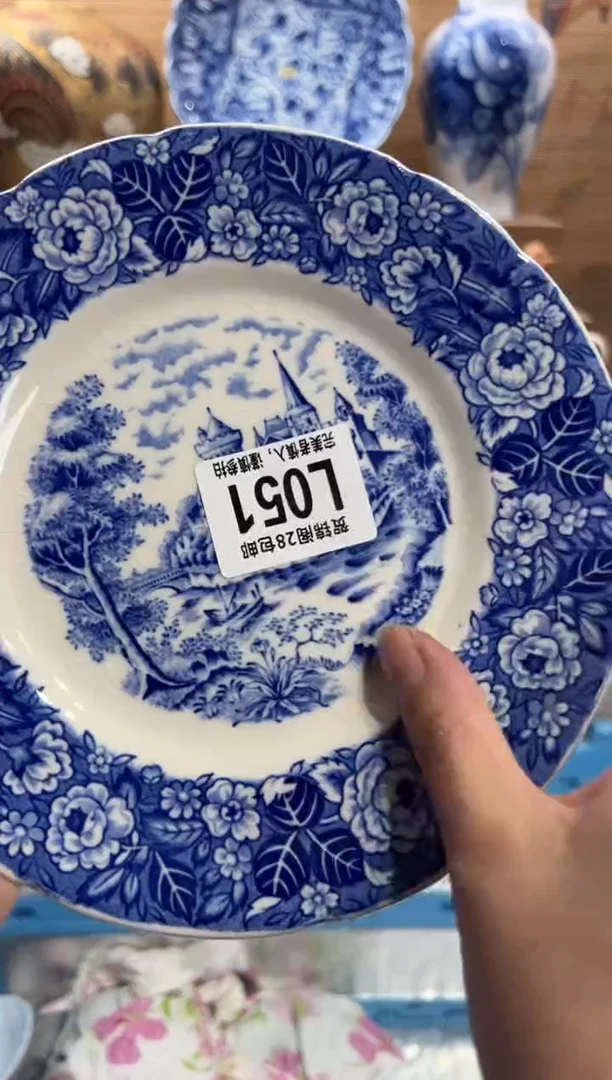 瓷片謝****）     L051