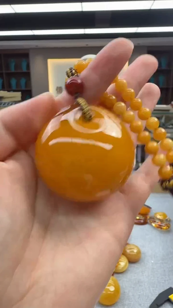 未镶嵌颈饰琥珀125秒拍号   假一赔三