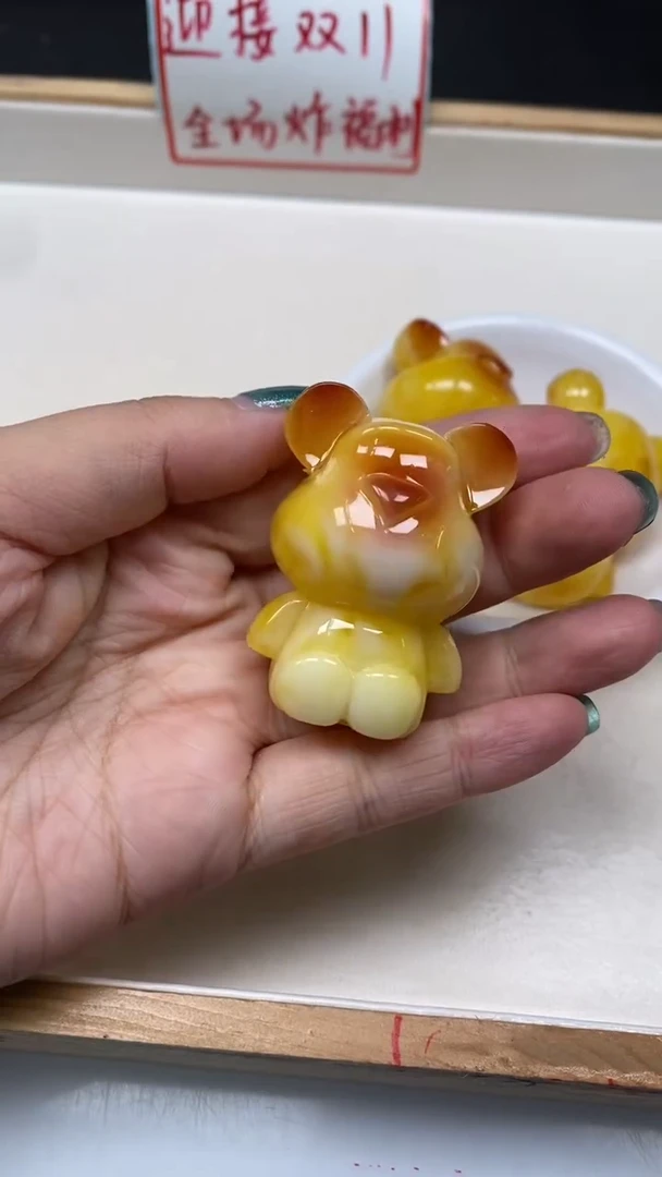 裸石蜜蜡未镶嵌L342 蜜蜡 大熊47*34*30mm1个15元