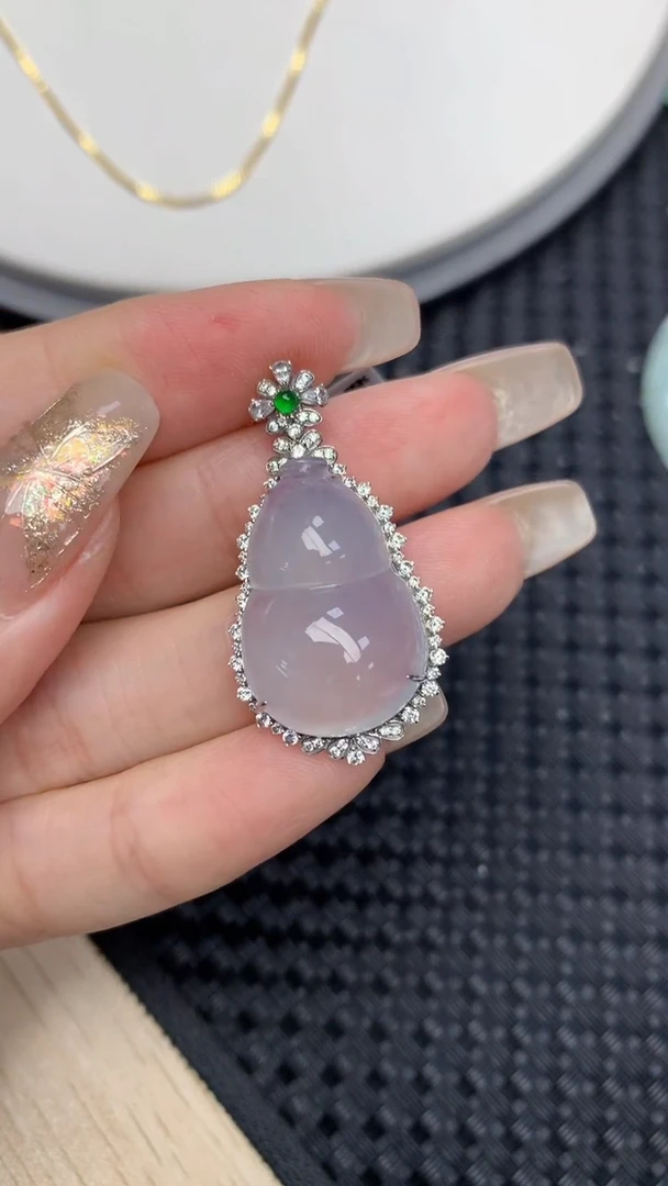 颈饰18K金镶嵌翡翠天然缅甸翡翠a货百元以上9元证书费自理