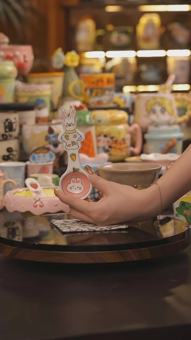 景德镇釉下彩绘设计师款式陶瓷