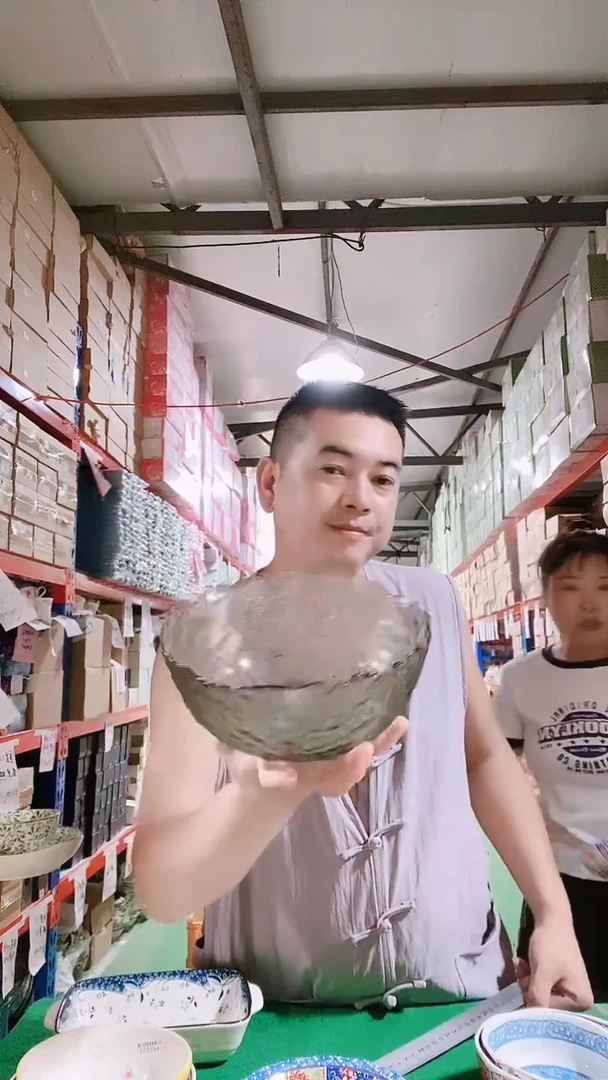 瓷片碗碟好物一件不留@@1