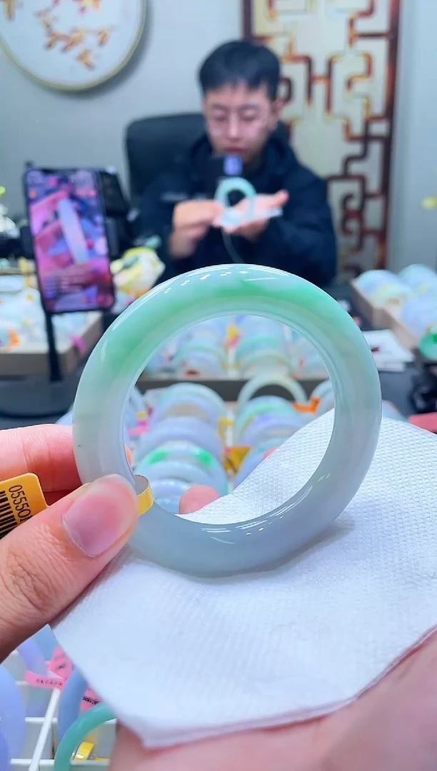 未镶嵌手镯翡翠208-55