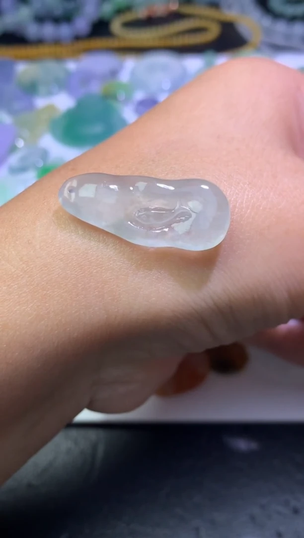 未镶嵌定制翡翠毛货