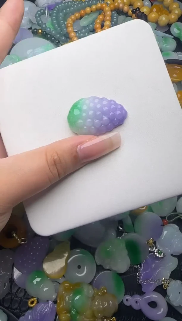 翡翠未镶嵌颈饰天然缅甸翡翠吊坠