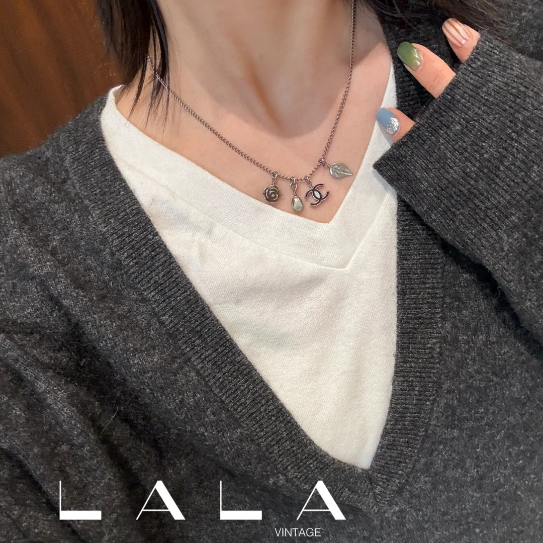 95新 Chanel/香奈儿 Chanel银色多元素吊坠项链｜1575