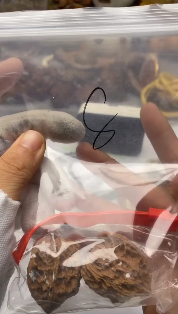 把件文玩核桃一对儿