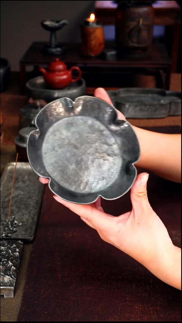 9830全手花瓣型壶承三足