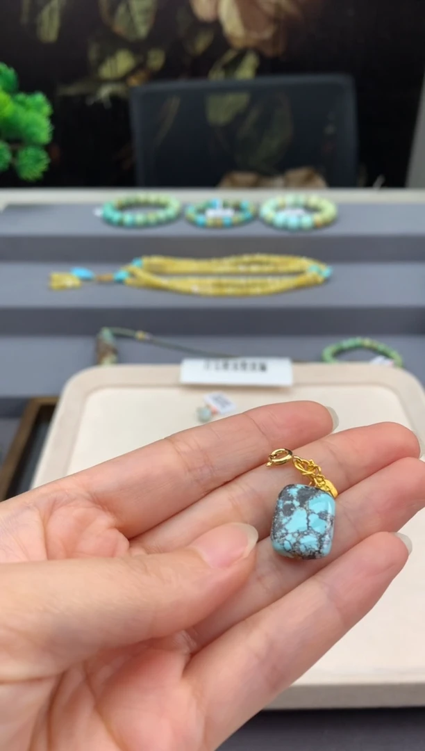 未镶嵌侧挂南红玛瑙W243