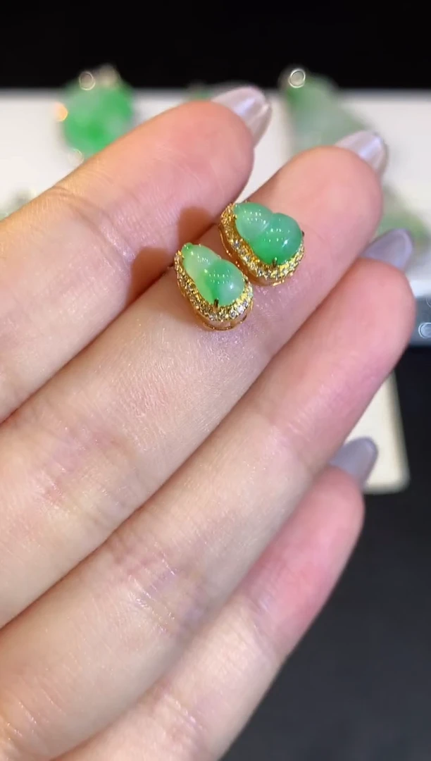 翡翠18K金镶嵌吊坠(不含链)L1154多样性发其一