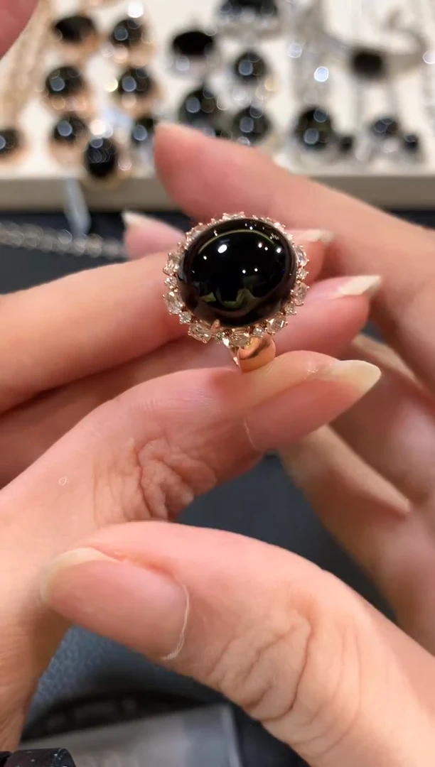 翡翠戒指18K金镶嵌n128