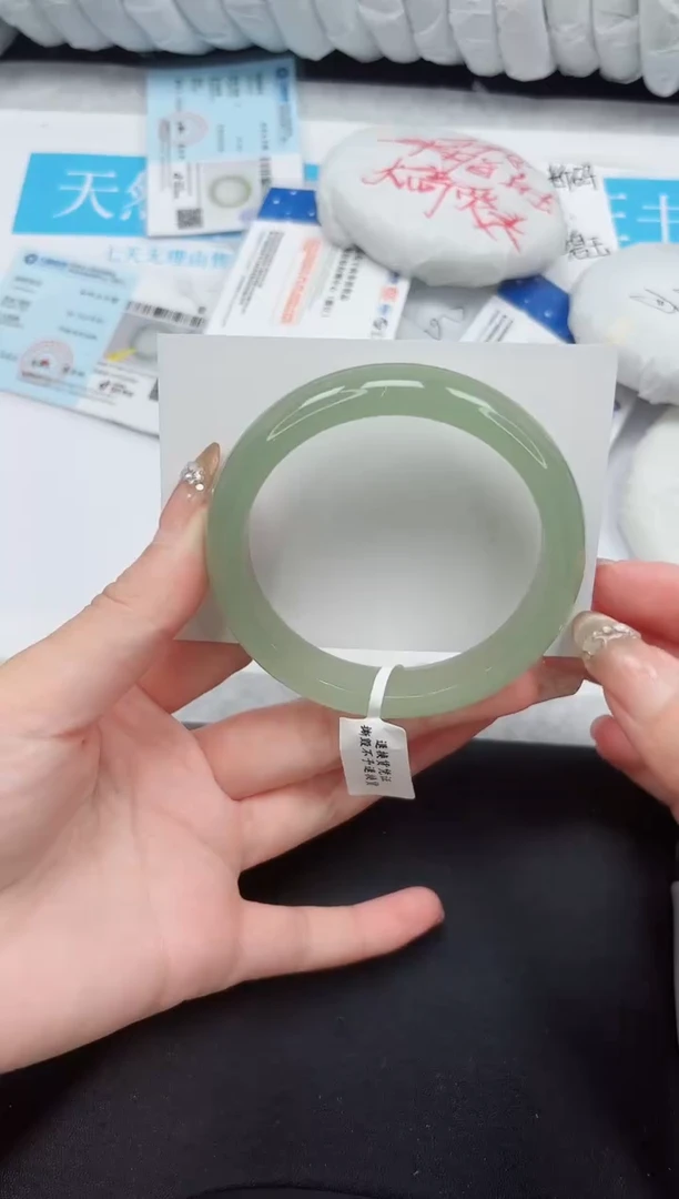 石英质玉手镯未镶嵌244-59.7DGL