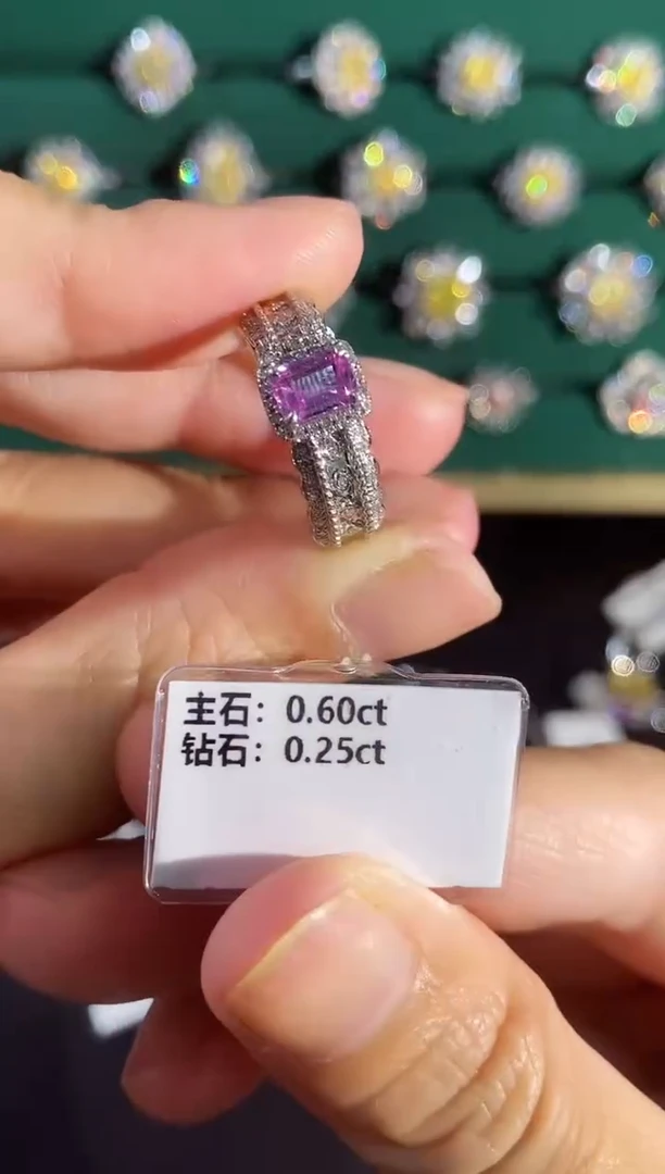 戒指蓝宝石18K金镶嵌00