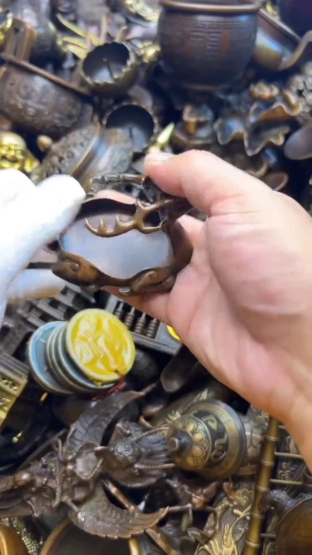 精美铜器，点击下单