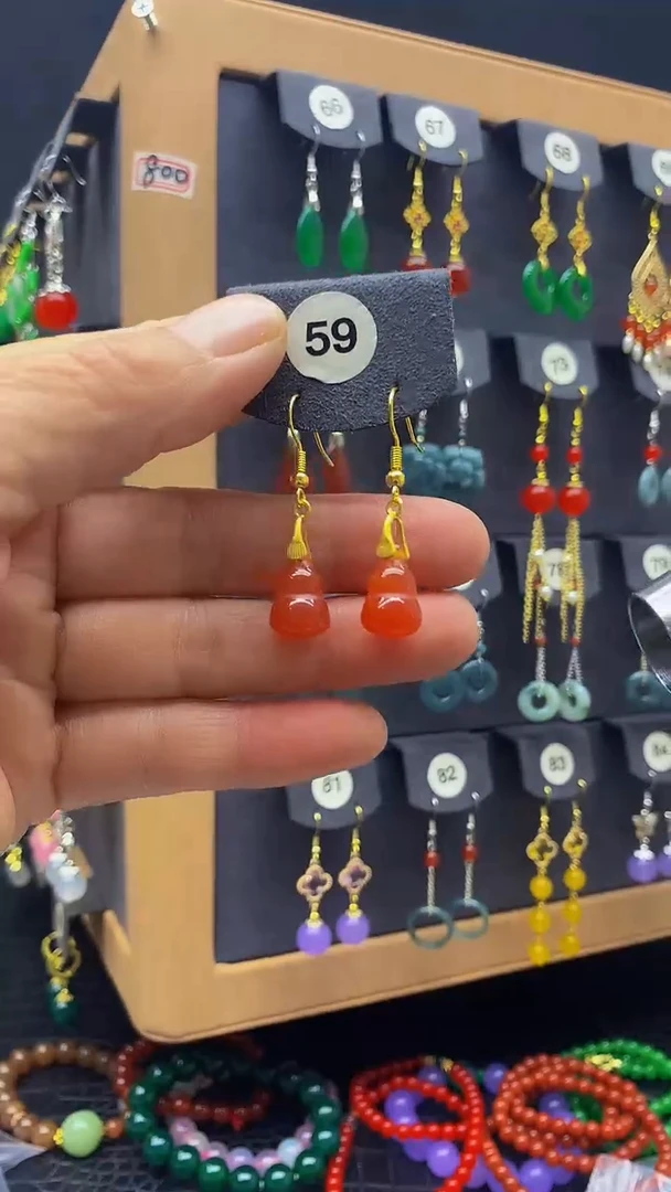 【闪购商品】玛瑙/玉髓耳环银S925镀金镶嵌059耳坠