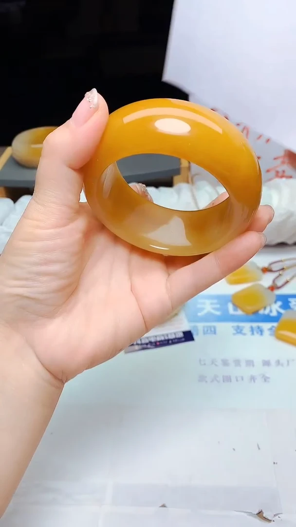 石英质玉手镯未镶嵌254-5960