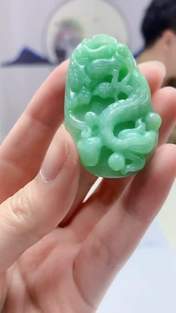 【闪购商品】定制翡翠未镶嵌4688zm-毛货挂件37龙牌