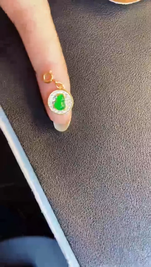 吊坠(不含链)银S925镶嵌翡翠1