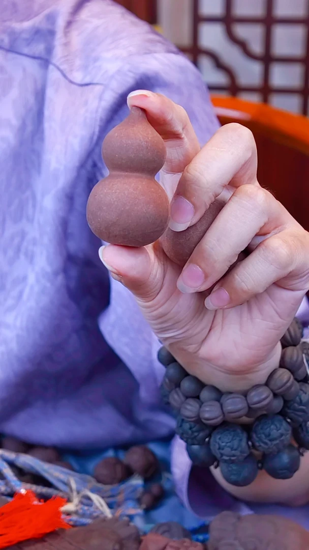 龙涎芙蓉香 中号葫芦 瑕疵