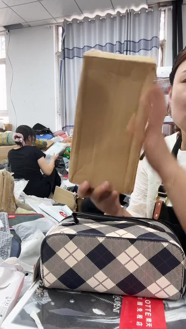 牦牛剖层皮革琪老板女包6号店超好看发图片款
