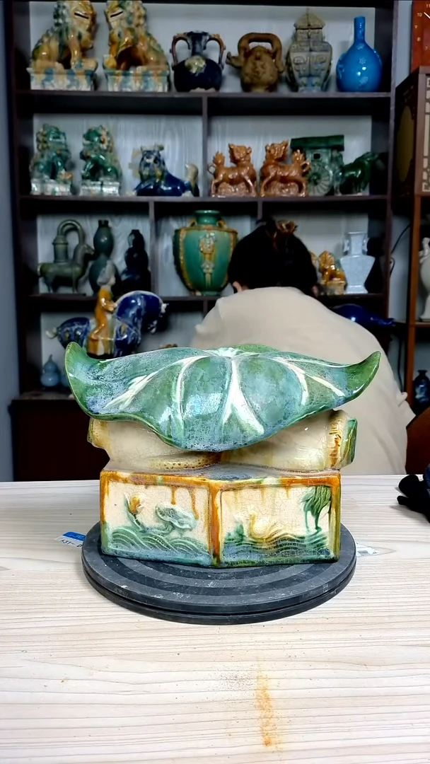 经典精美复古风格瓷器