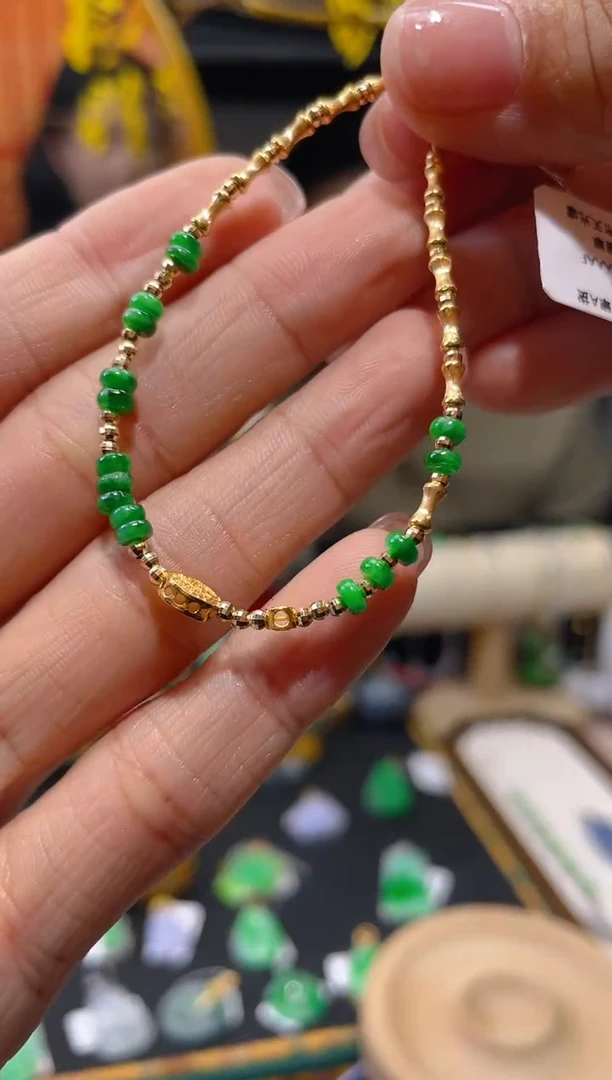 【闪购商品】翡翠颈饰18K金镶嵌假一赔三