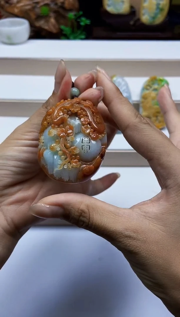 颈饰未镶嵌翡翠翡翠A货