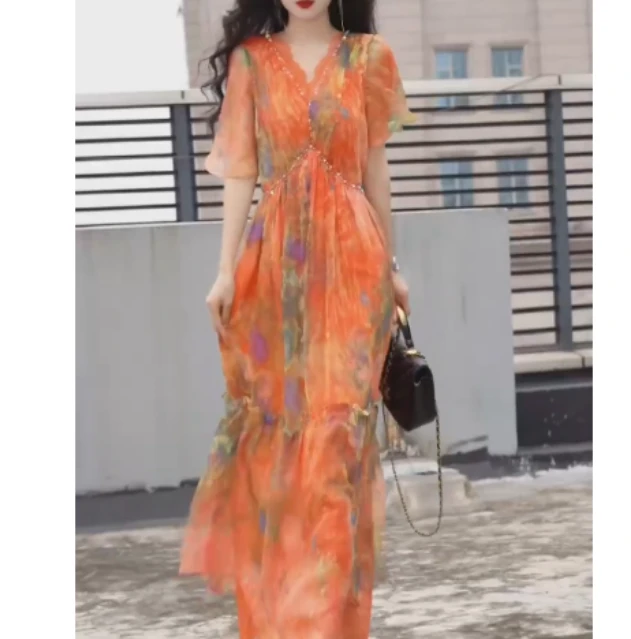 2025夏季新款网红同款洋气减龄气质显瘦中储粮沙滩印花裙