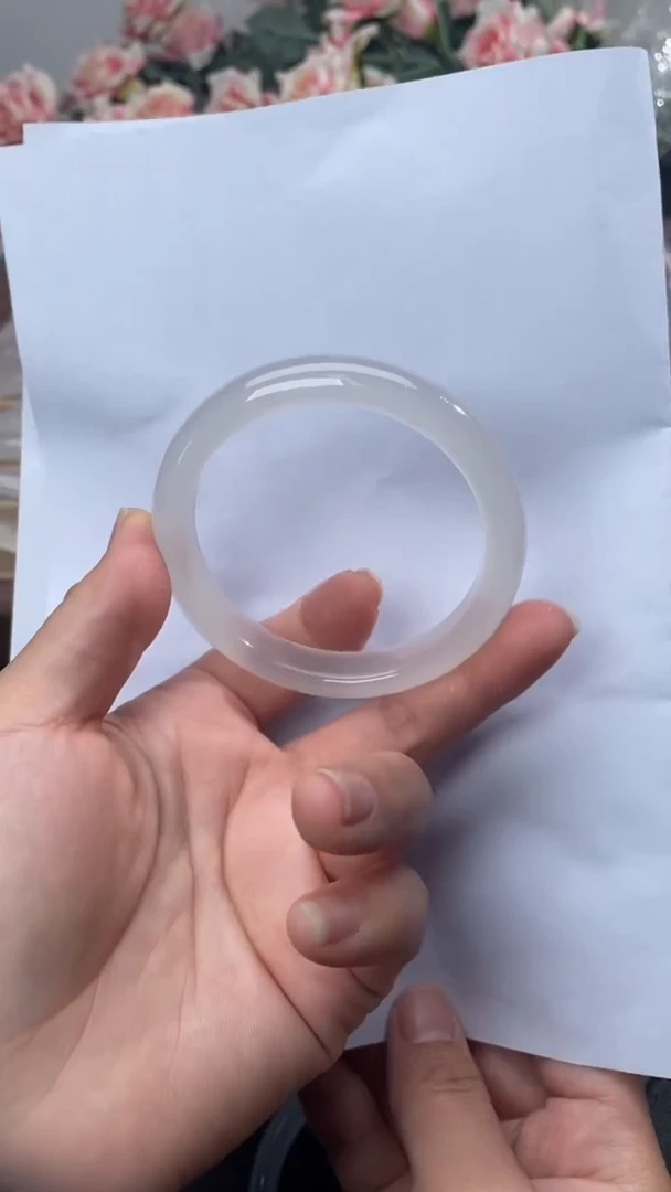 手镯玛瑙/玉髓未镶嵌1