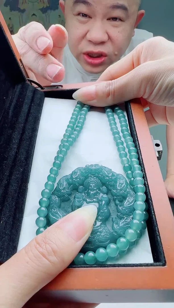 颈饰未镶嵌翡翠多样性发其一