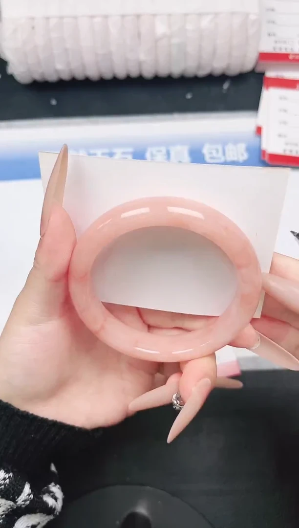 未镶嵌手镯石英质玉99-