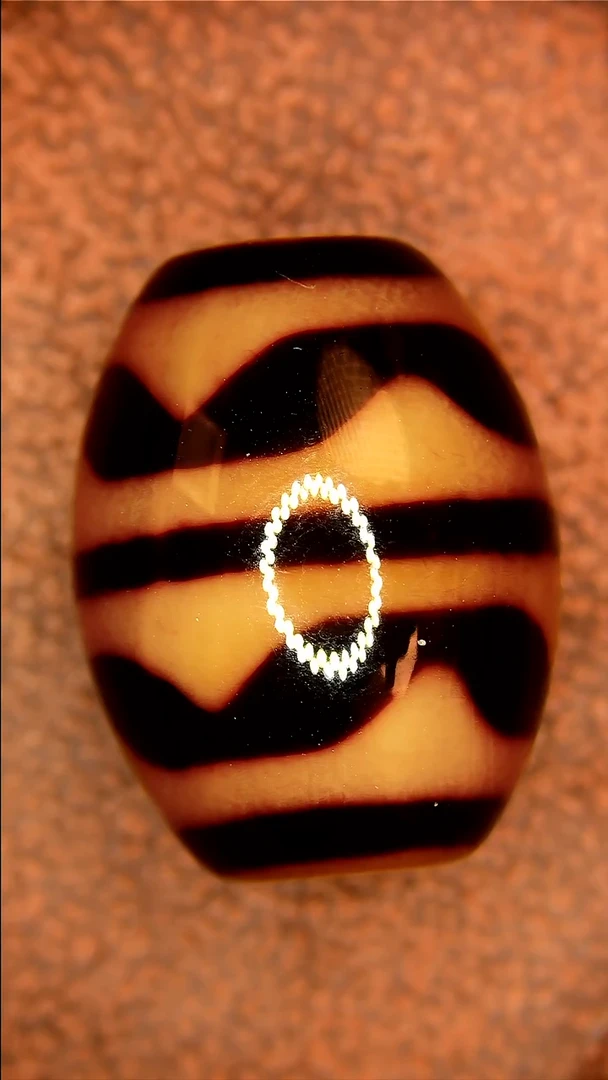 未镶嵌玛瑙/玉髓珠宝半成品防漏黑金双牙达洛天珠12*15