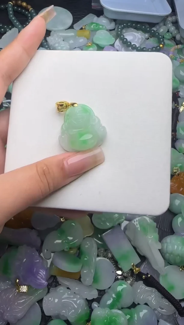 翡翠未镶嵌颈饰天然缅甸翡翠吊坠