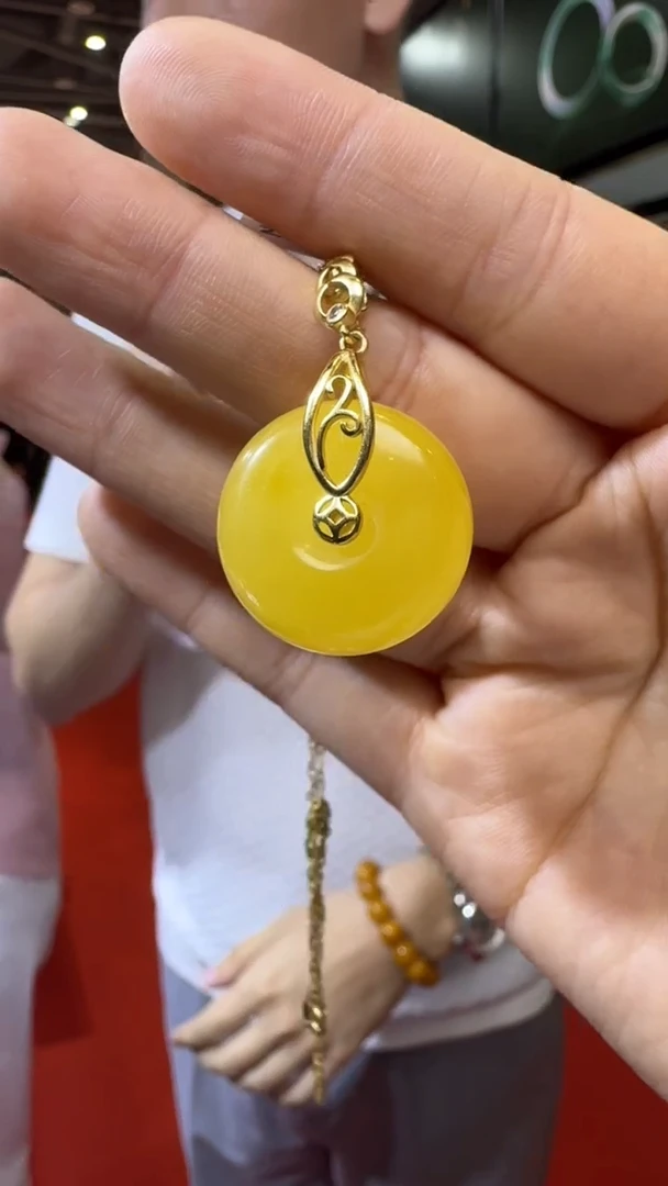 银S925镶嵌颈饰琥珀杭州珠宝展假一罚十