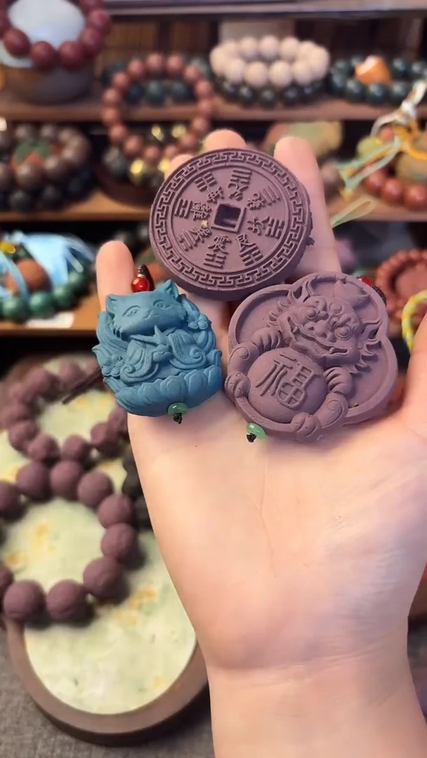 泥塑二苏玉兰香牌三个