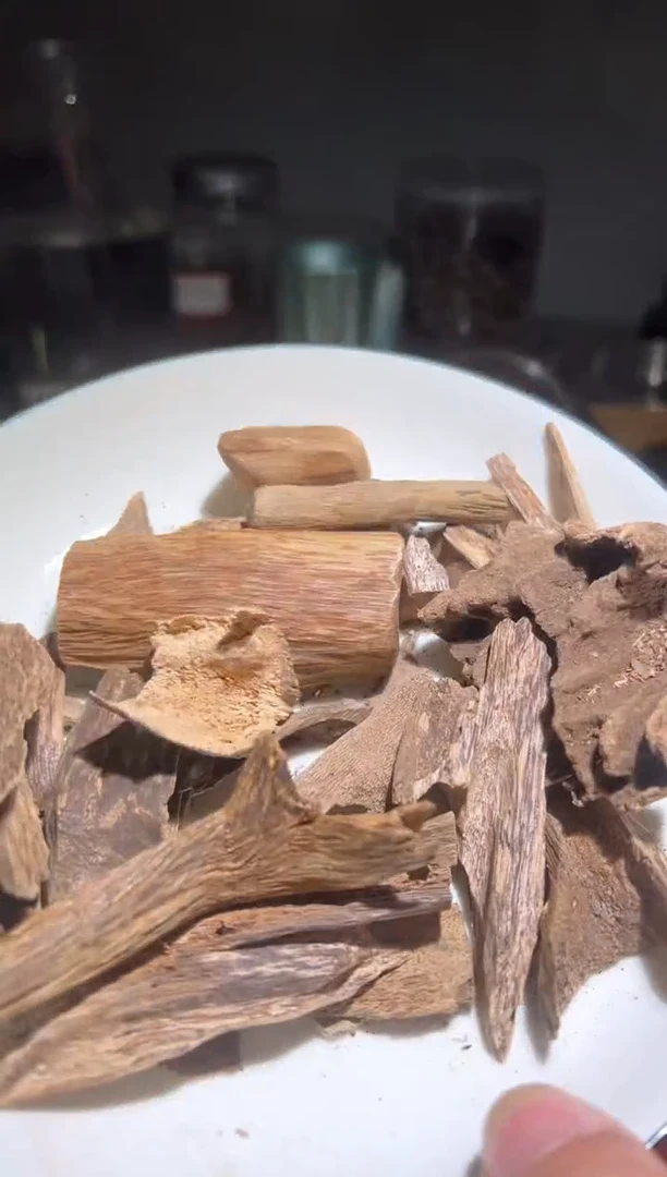 【闪购商品】沉香沉香碎屑62克左右